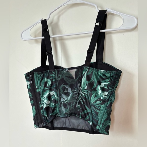 🎉4/30$🎉 Victoria’s Secret Palm Print Corset Top – 32D ✨ - Picture 3 of 5